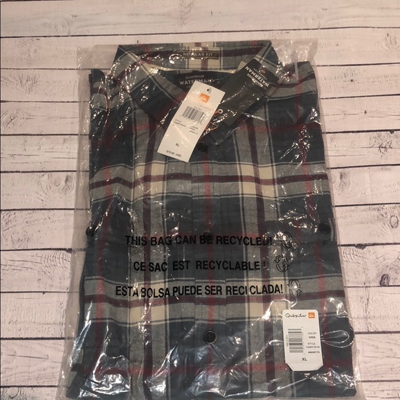 🔥Quiksilver Raleigh Long Sleeve Shirt NWT - Picture 4 of 6